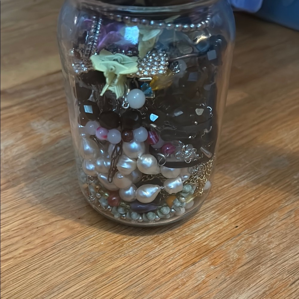 Random accessories jar